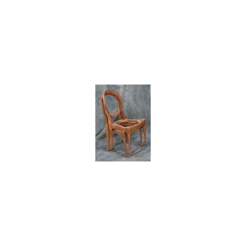 Lot 30 Carcasses de Chaises Médaillon Empilables de Style Louis XVI Lot 30 Carcasses de Chaises Médaillon Empilables de Style Louis XVI
