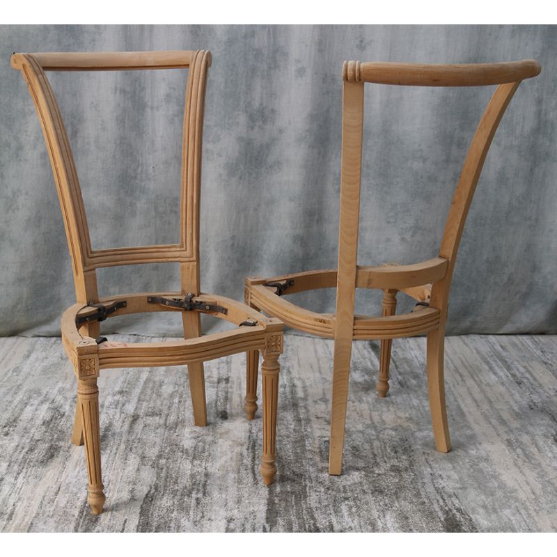 Lot 4 Carcasses de Chaises de Style Louis XVI