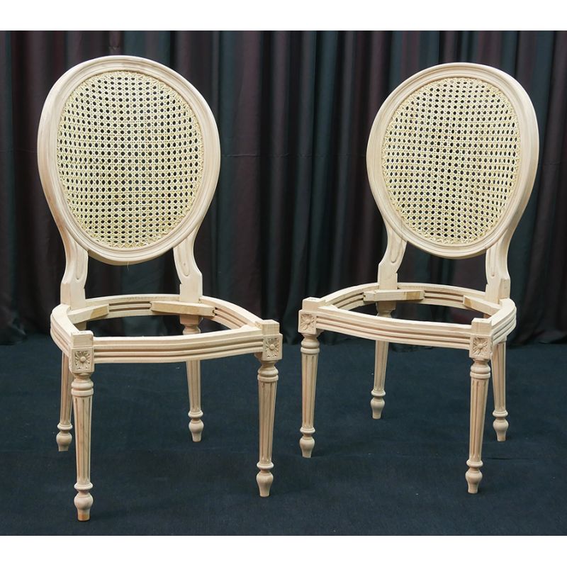 Lot 8 Carcasses de Chaises Médaillon Cannées de Style Louis XVI