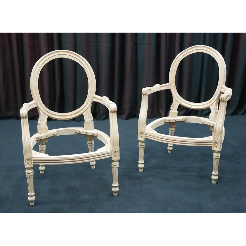 Lot 12 Carcasses Fauteuils Médaillon ENFANT de Style Louis XVI Lot 12 Carcasses Fauteuils Médaillon ENFANT de Style Louis XVI